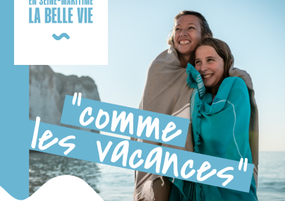 Baignade en famille le long des falaises de la Côte d'Albâtre