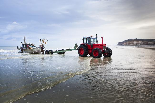 Retour de pêche sur la plage - Quiberville