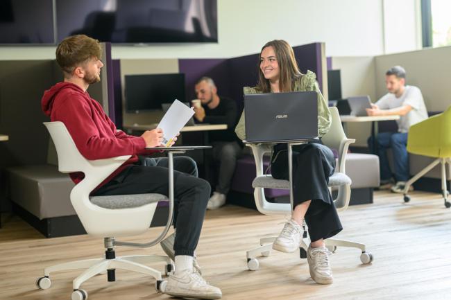 Etudiants - NEOMA Business School